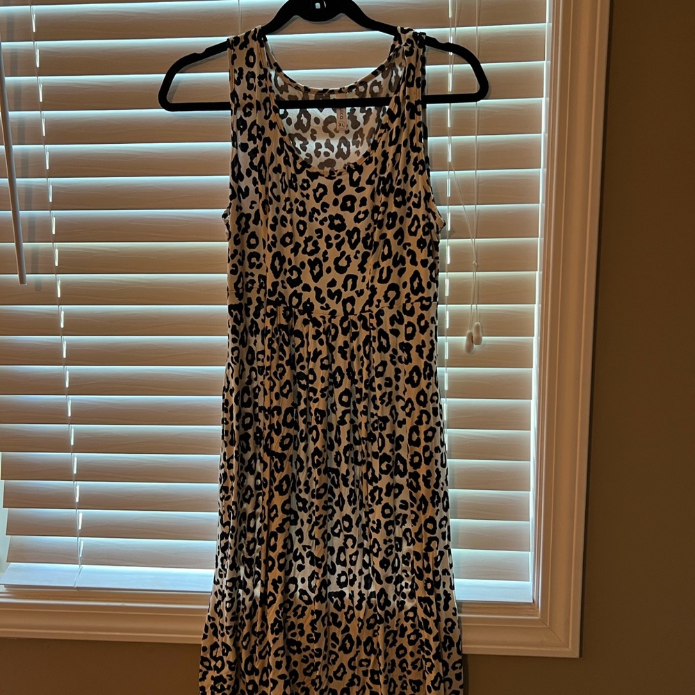 Leopard print summer dress with pockets- fun knit material